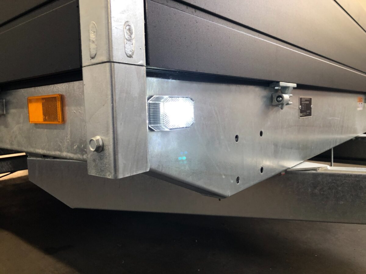 Saris PL 406x204 2700kg-1988
