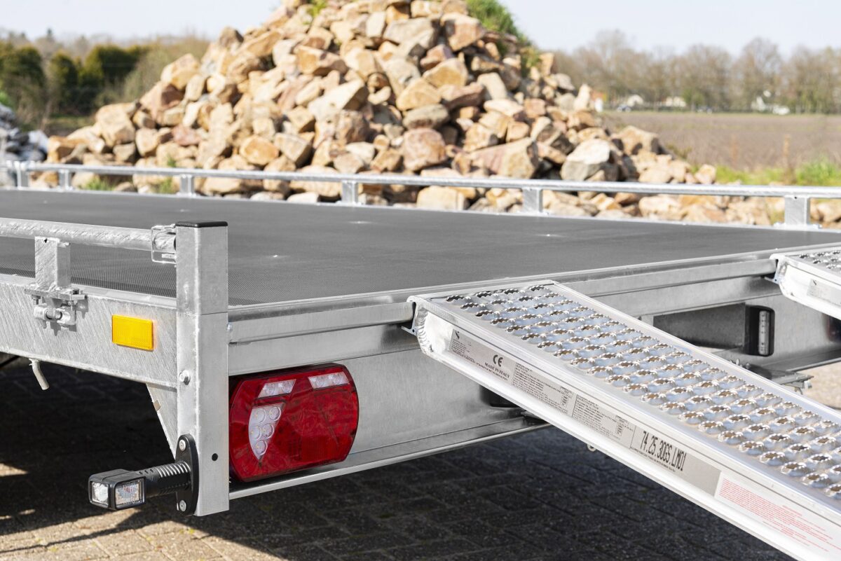 Alumiiniset Rampit integroidut 2800 kg -694