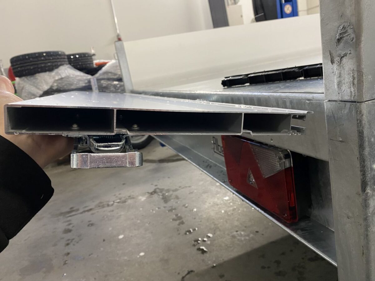 Saris K1 276x170 2700 kg -3762