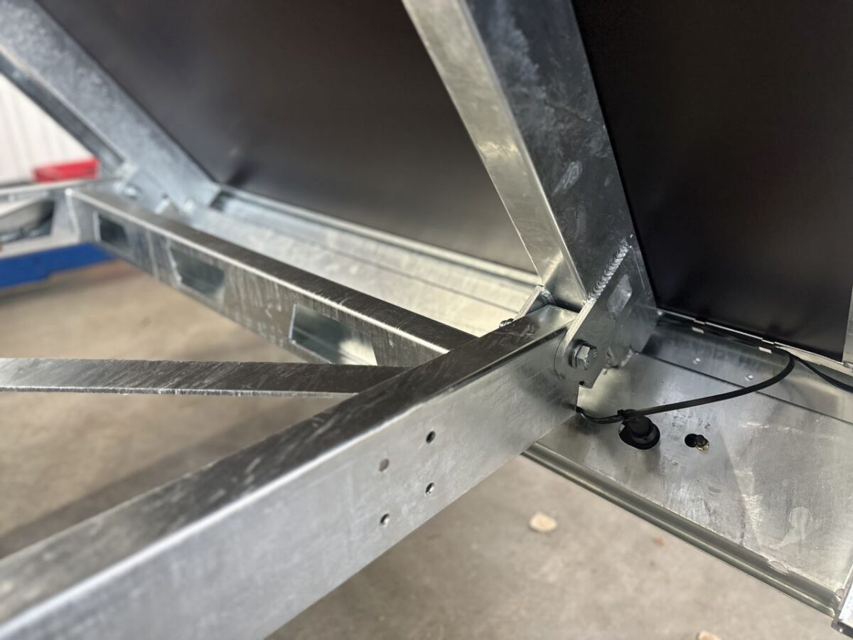 Saris K1 306x170 2700 kg -10743