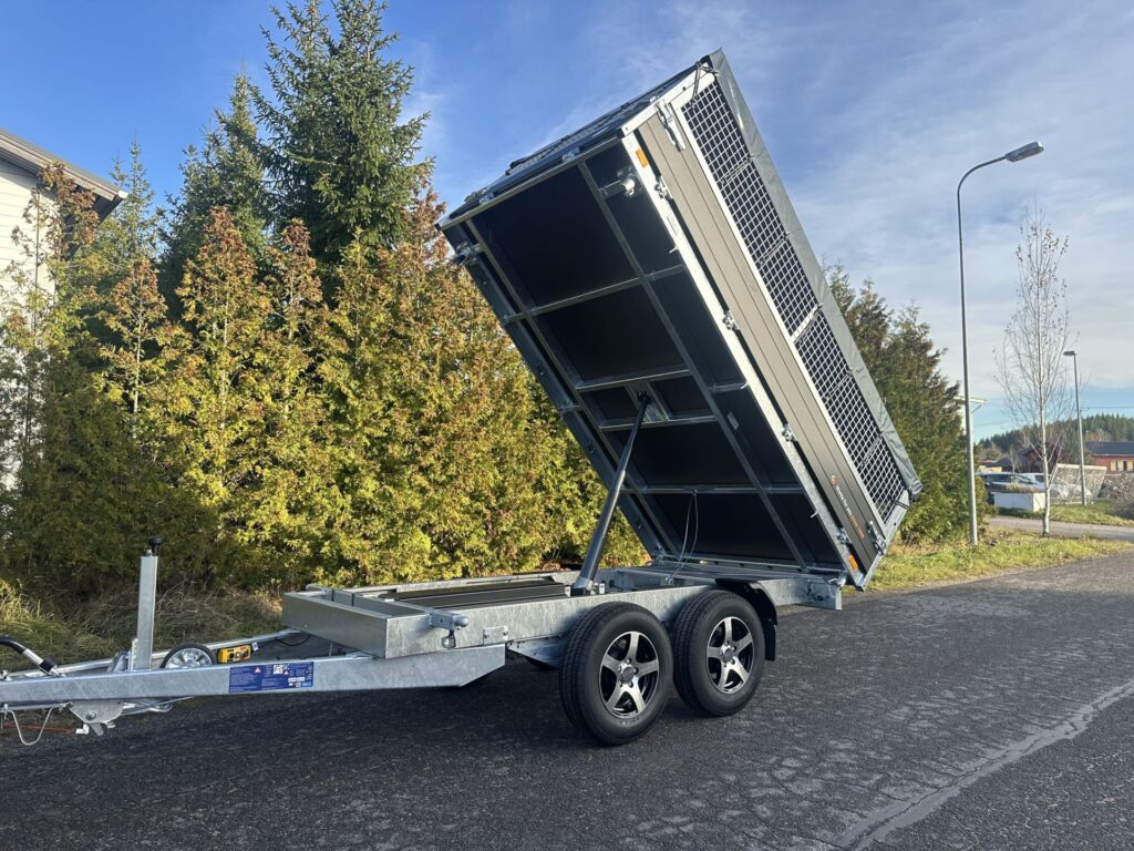 Saris K3 306x184 2700 kg sähkö kippivaunu
