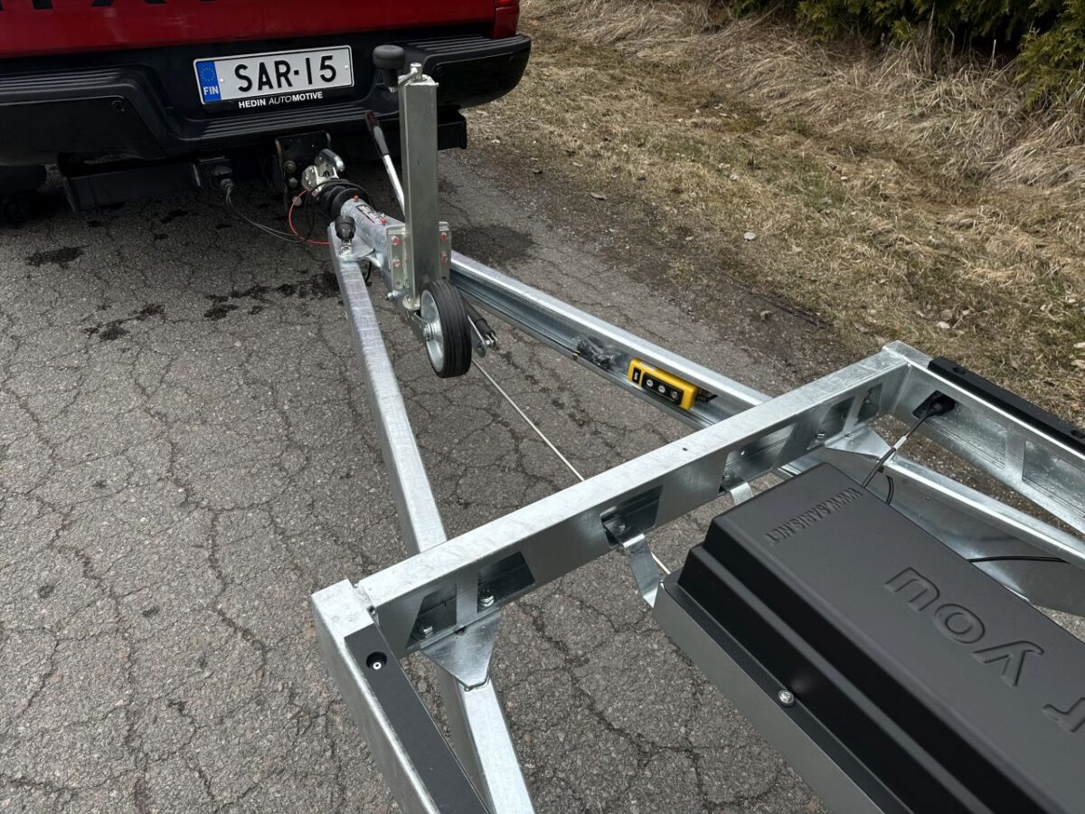 Saris K1 306x170 2700 kg sähkö -9773