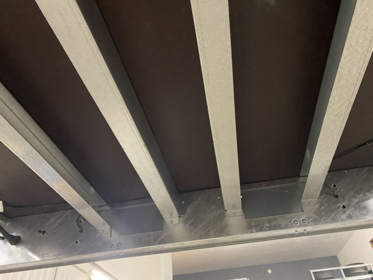 Saris McAlu PRO 305x153 1200-3076