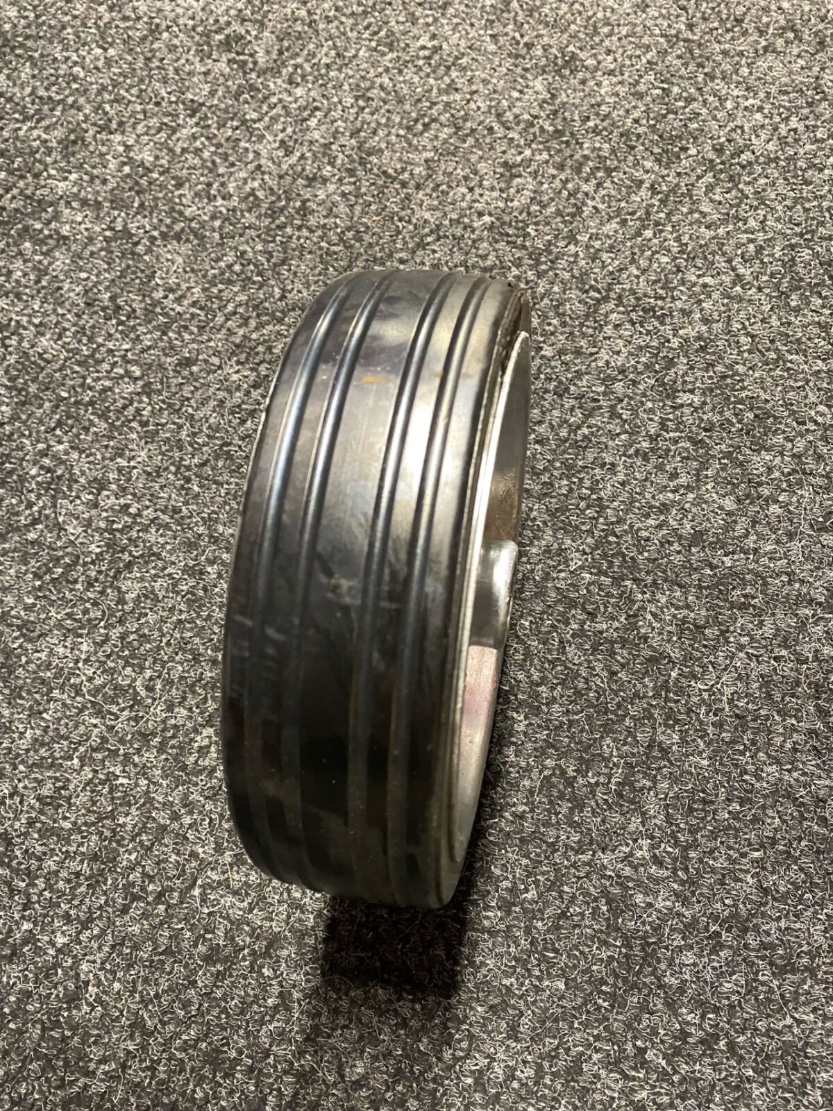 Saris nokkapyörän rengas 500 kg-3436