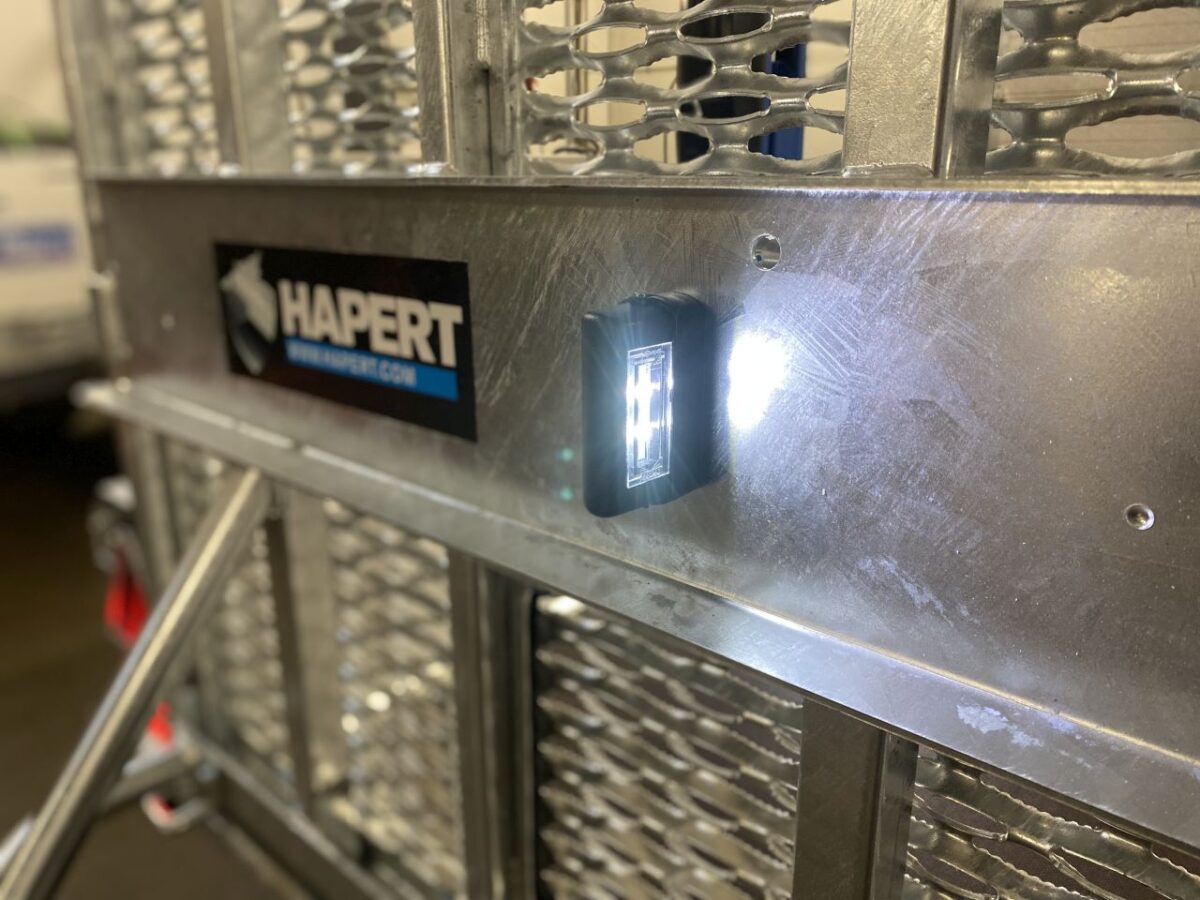 LED valot koneenkuljetusvaunuun-3750