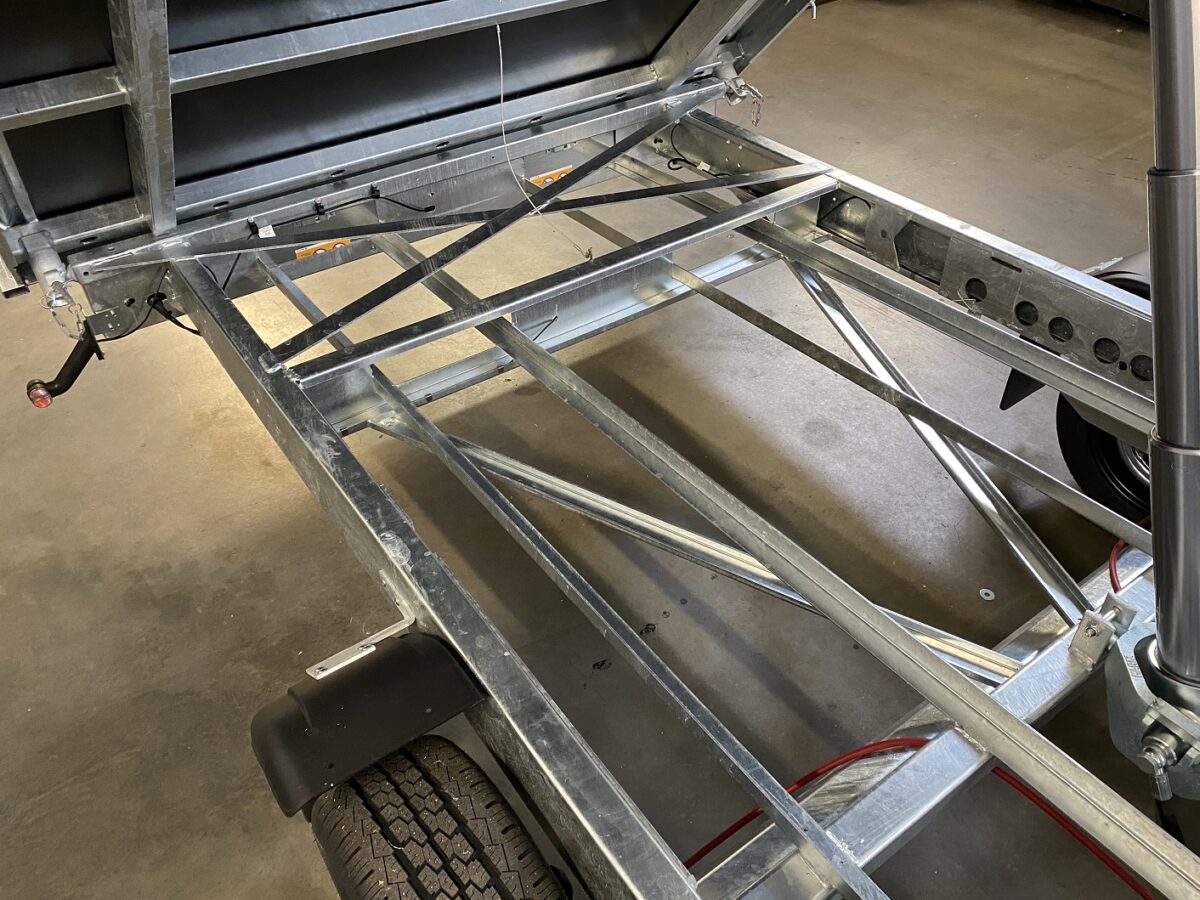 SARIS K3 356x184 3500 kg Sähkö Lehti-3849