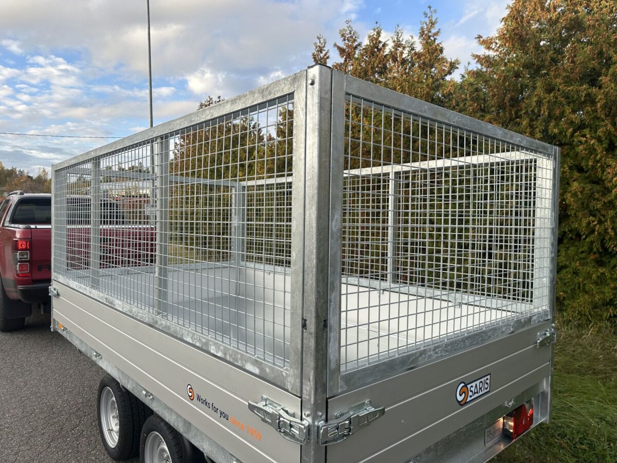 Saris K1 306x170 2700 kg 6,3m3-10750