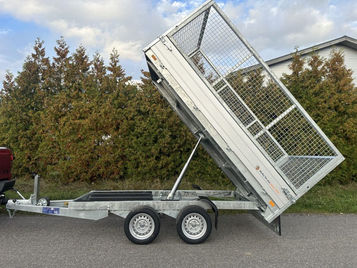 Saris K1 306x170 2700 kg 6,3m3-10746
