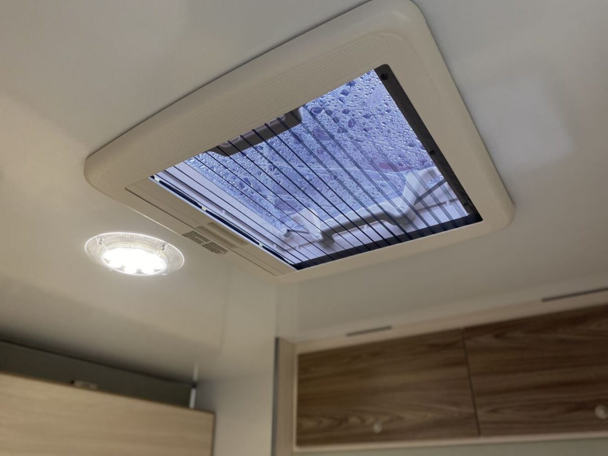 Alberni Caravan 600-5592