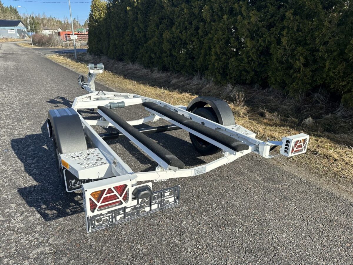Jetti traileri PRO-9674