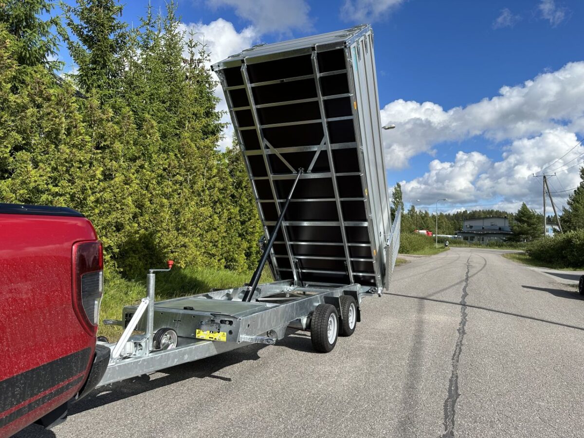TwinTrailer 402 192 3500 2 -5979