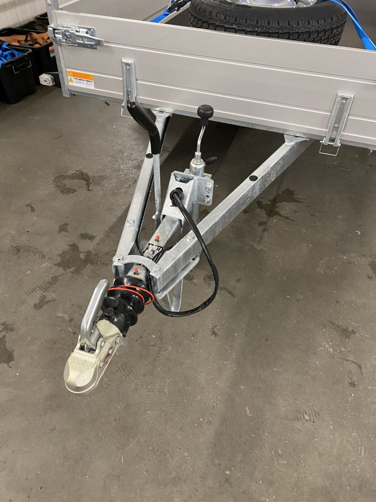 Saris McAlu PRO 255x153 2000kg-6866