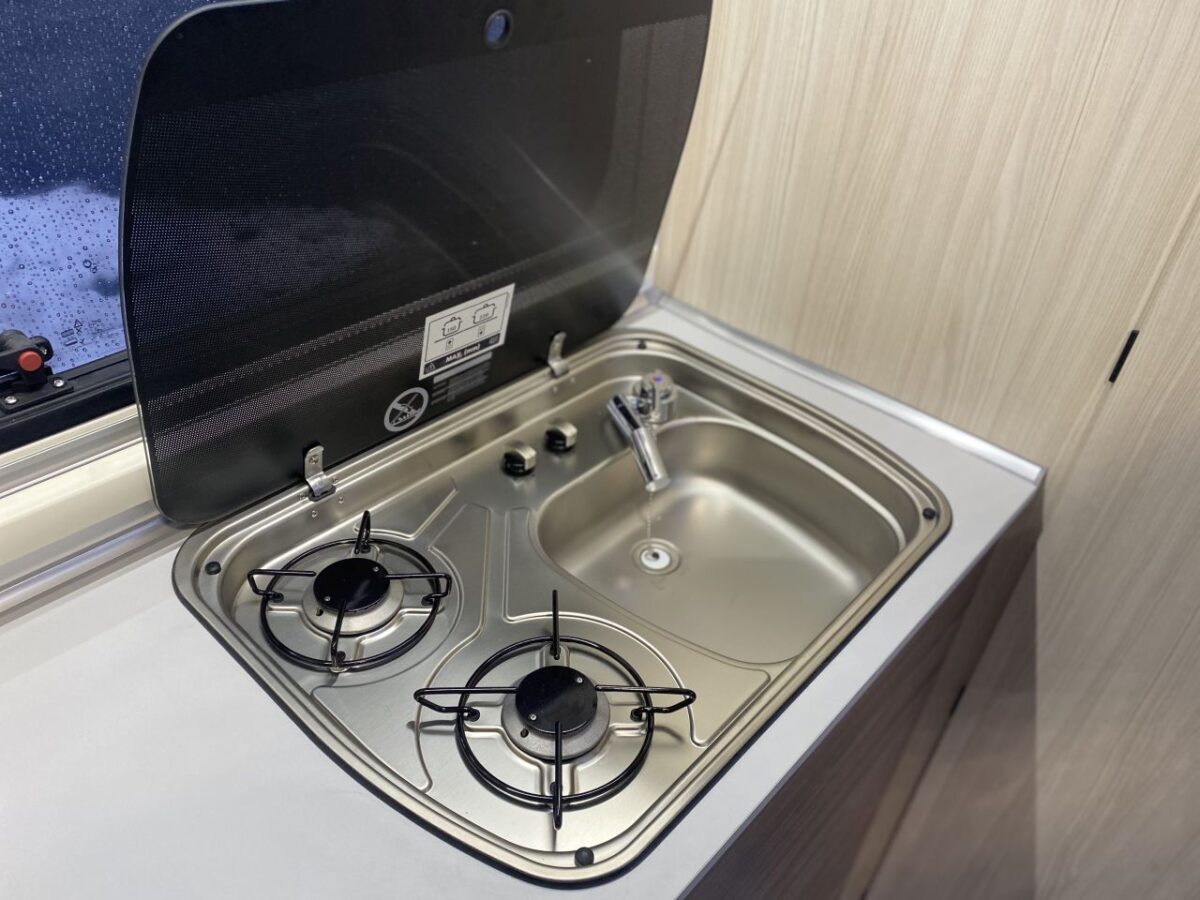 Alberni Caravan 600 BIG-6573