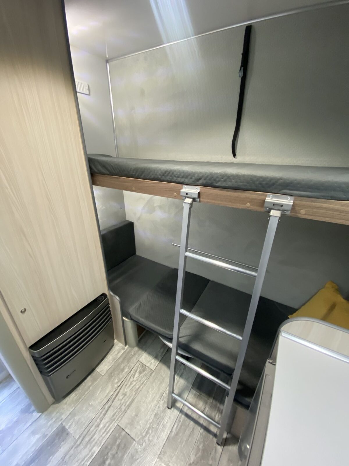 Alberni Caravan 600 BIG-6567