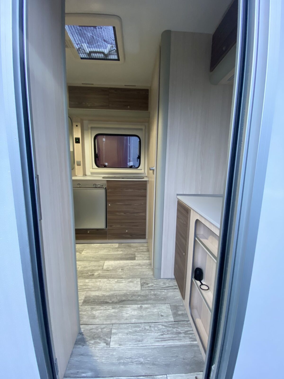 Alberni Caravan 600 BIG-6589
