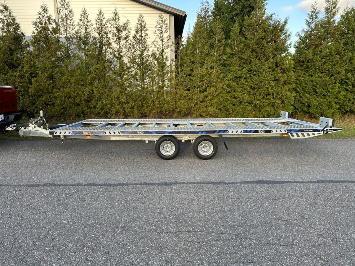 Alberni 530x210 2700 kg Kippaava lavetti LOHR-7171