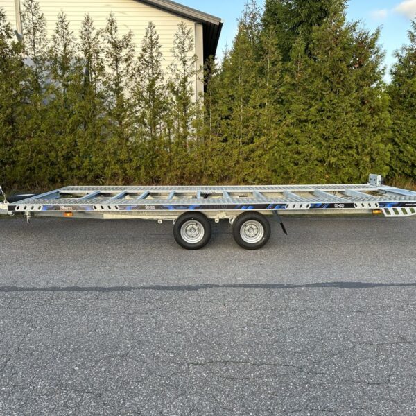 Alberni 530x210 2700 kg Kippaava lavetti LOHR-7171