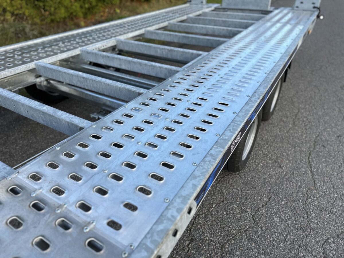 Alberni 530x210 2700 kg Kippaava lavetti LOHR-7176