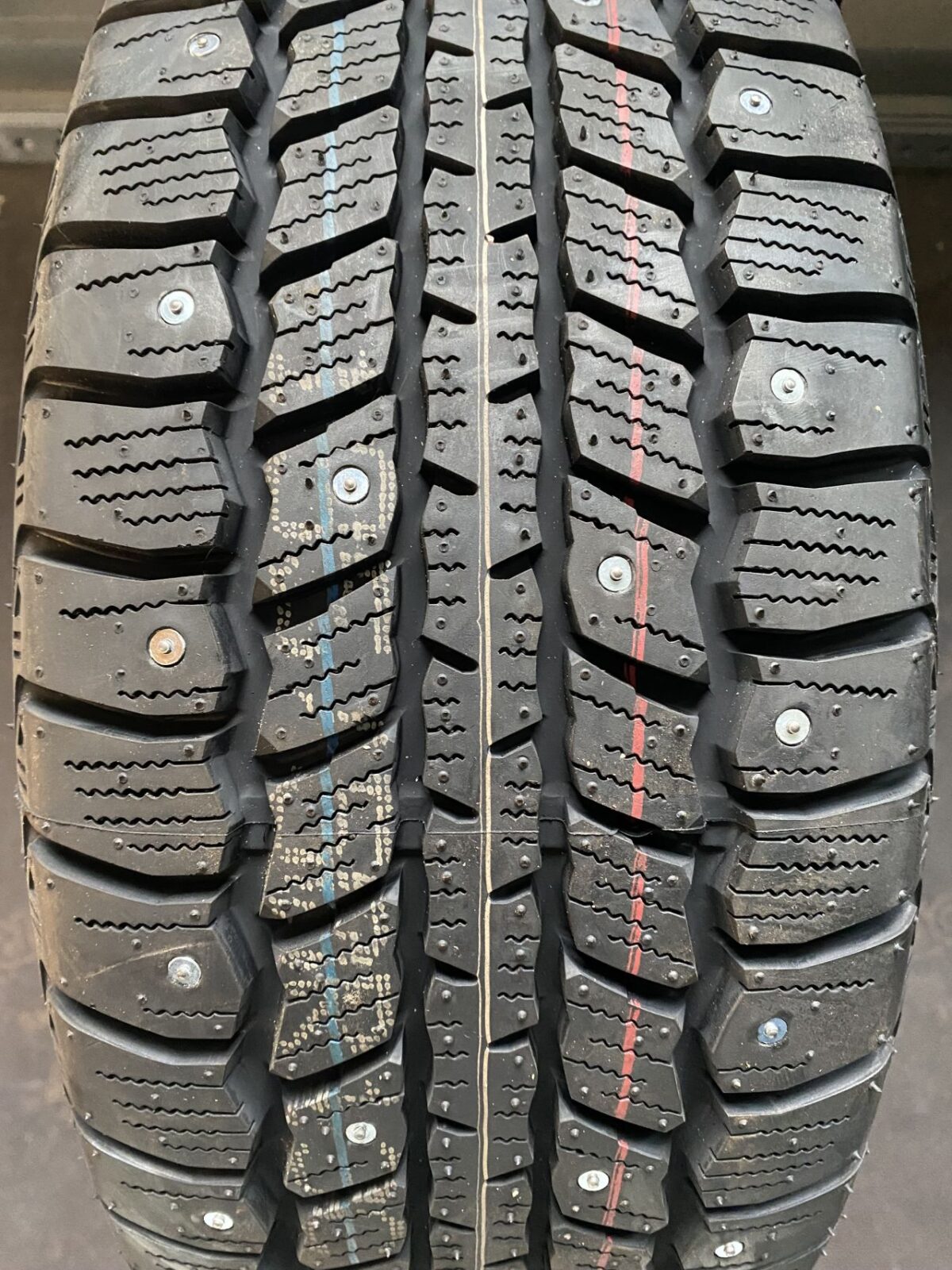 Nastarengas 195/55 R10 C ja vanne-0