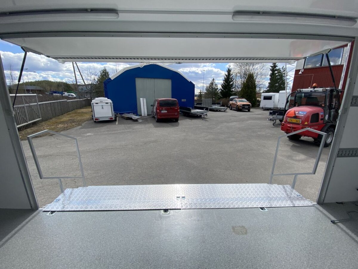 Alberni 550 Markkinointivaunu-9336