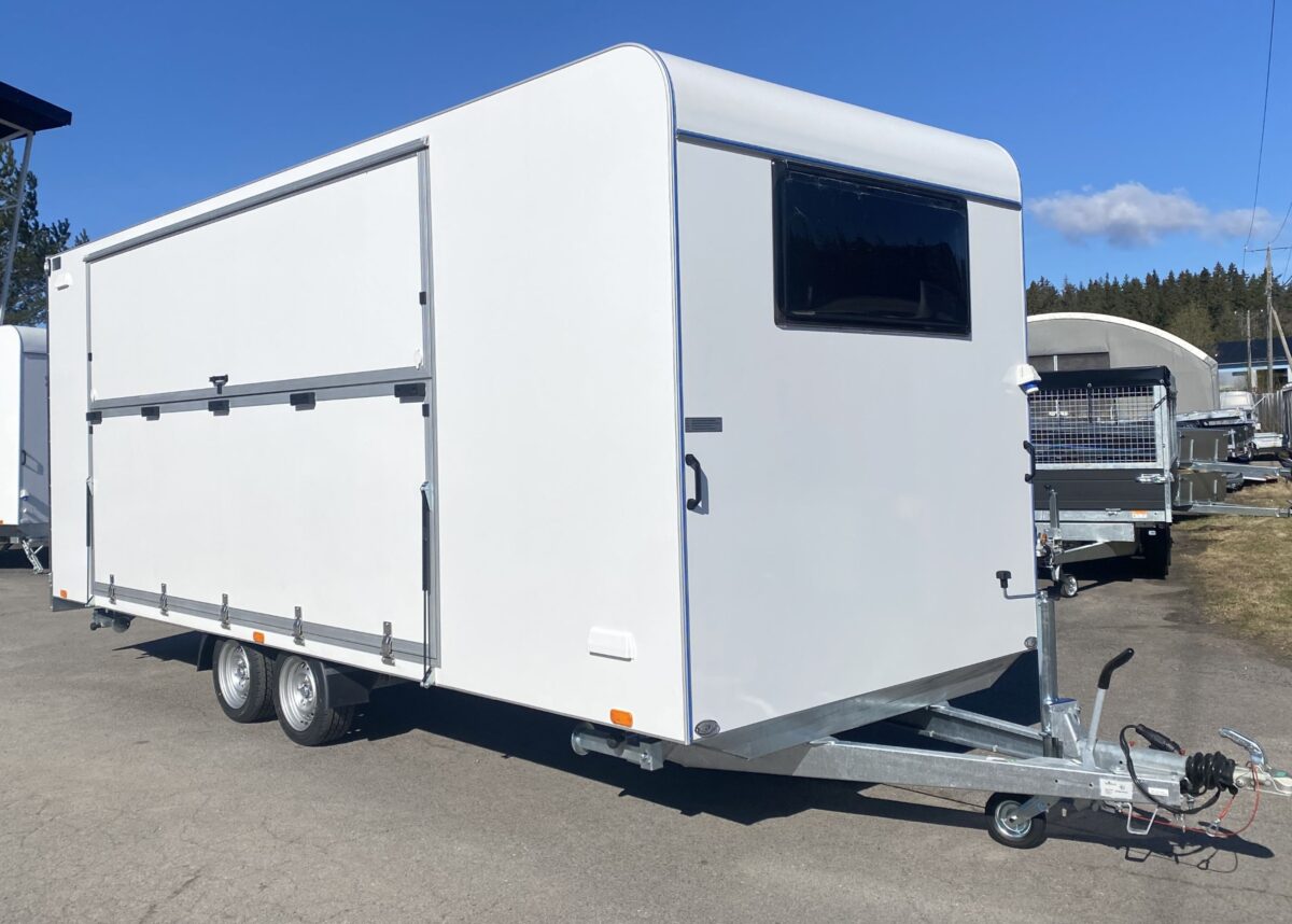 Alberni 550 Markkinointivaunu-9339