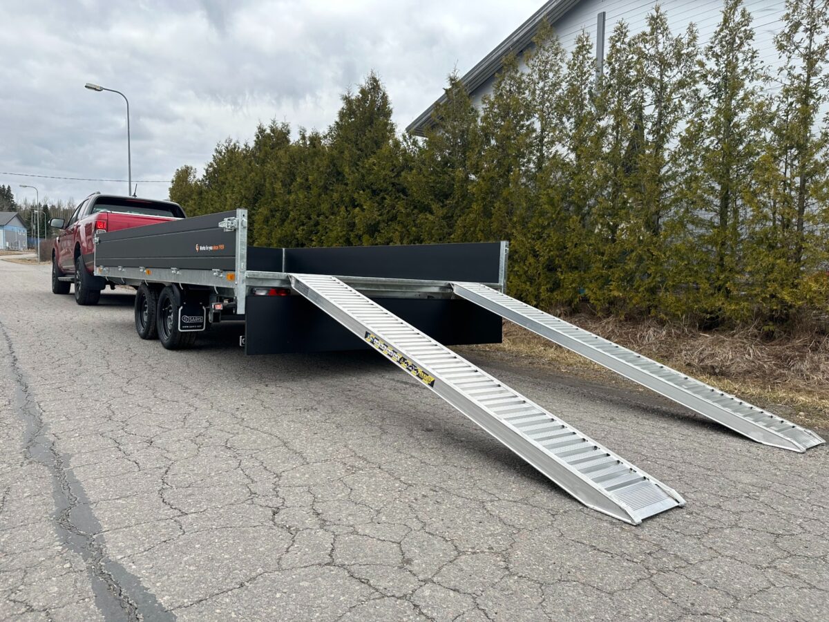 Saris PL 406x204 2700kg rampit-0