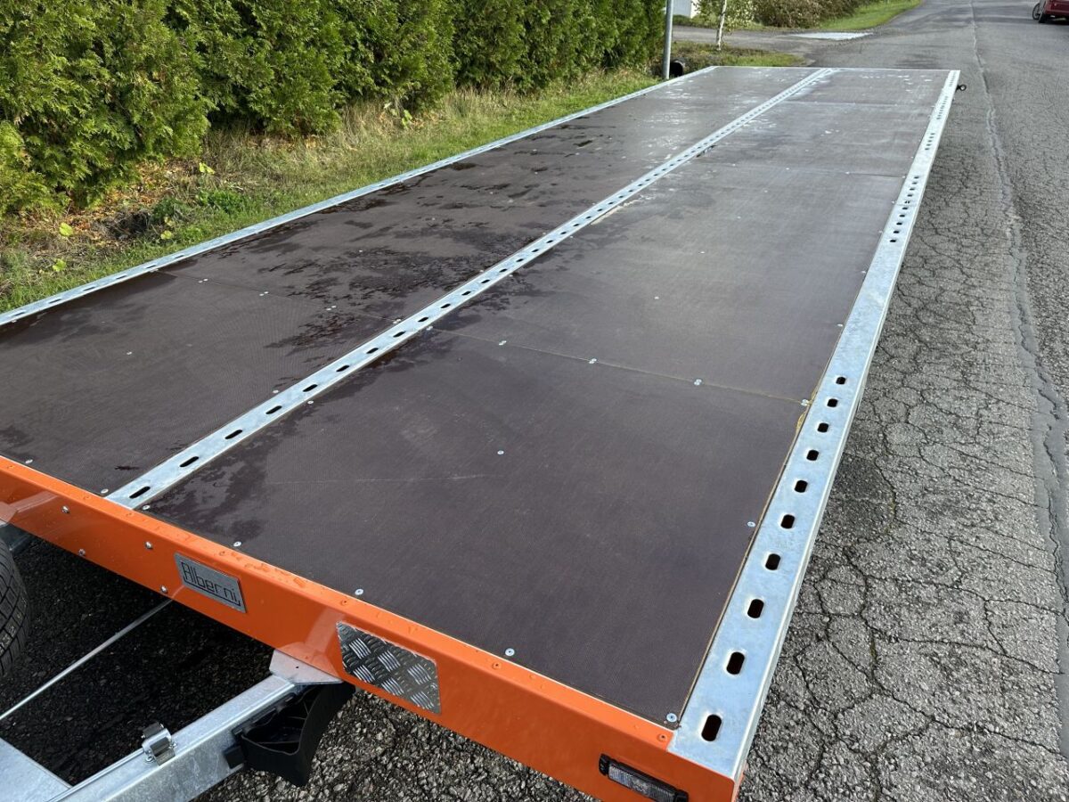Alberni Lavettivaunu 850x250 -7442