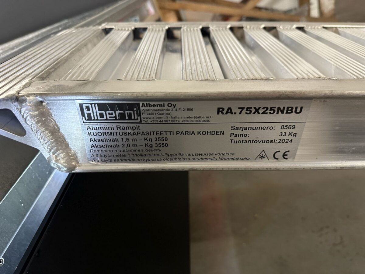Alumiini rampit 250 cm 3550 kg-8220