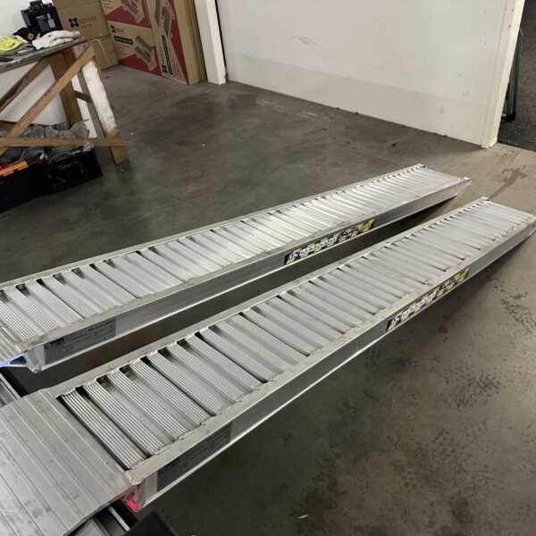 Alumiini rampit 250 cm 3550 kg-8221