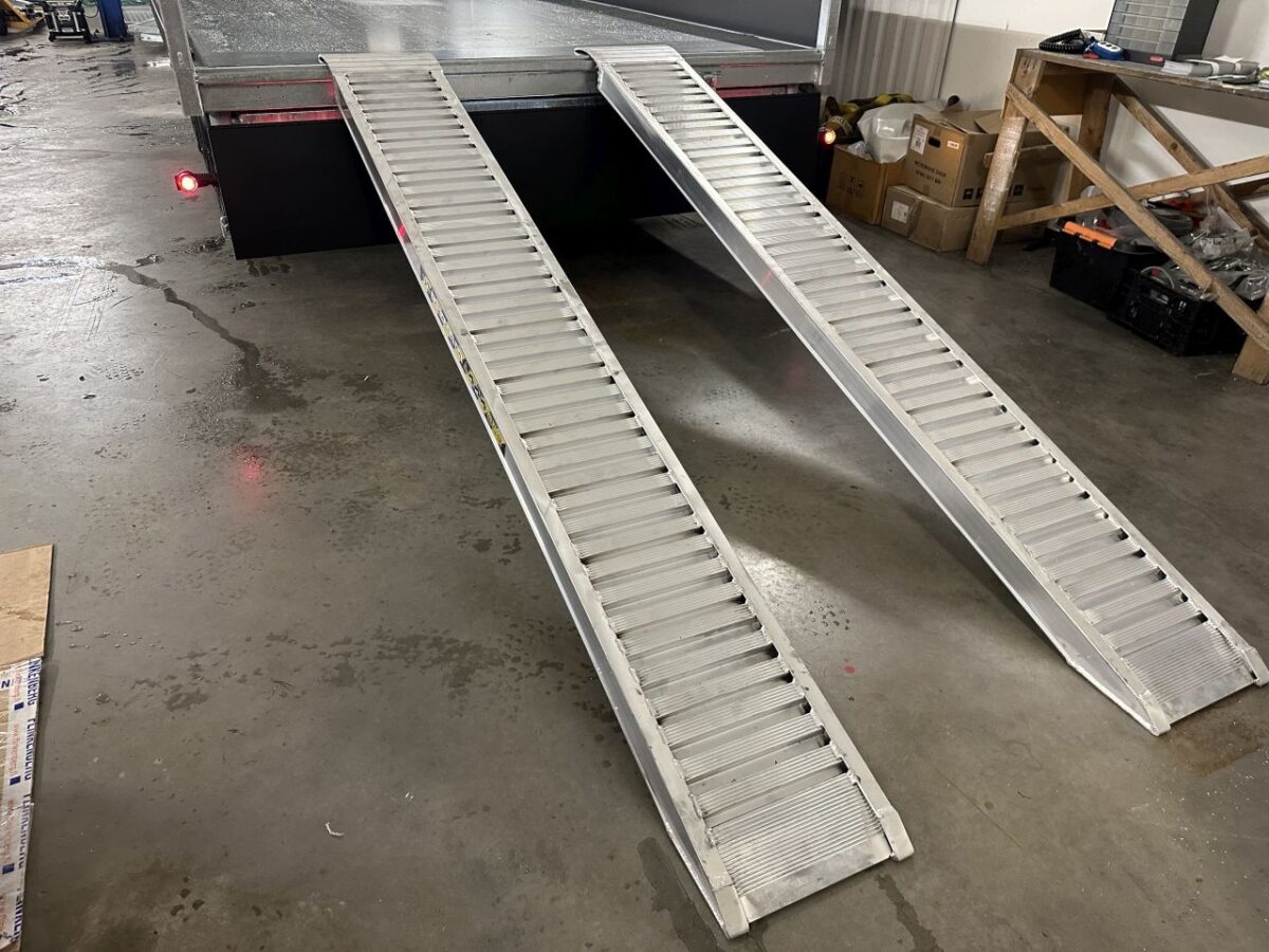 Alumiini rampit 250 cm 3550 kg-8227