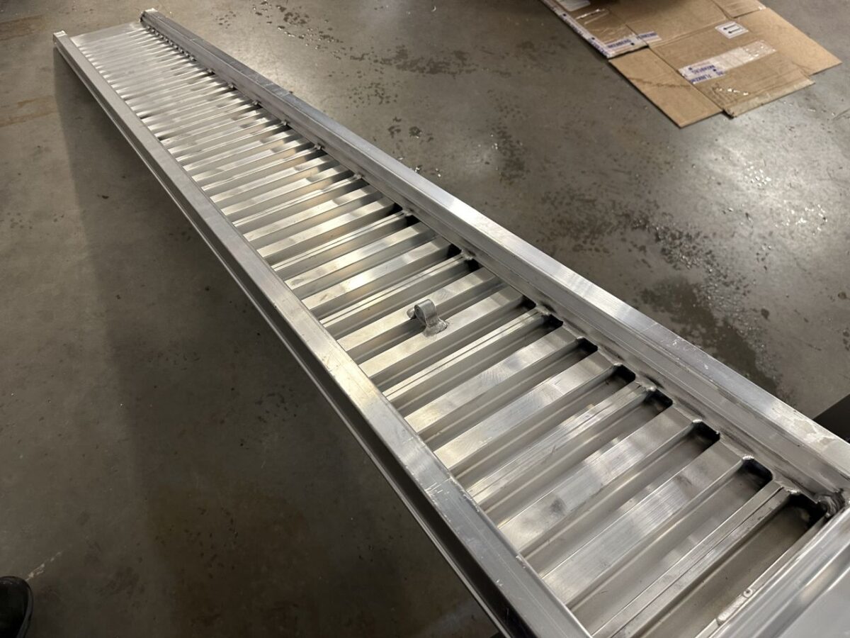 Alumiini rampit 250 cm 3550 kg-8233