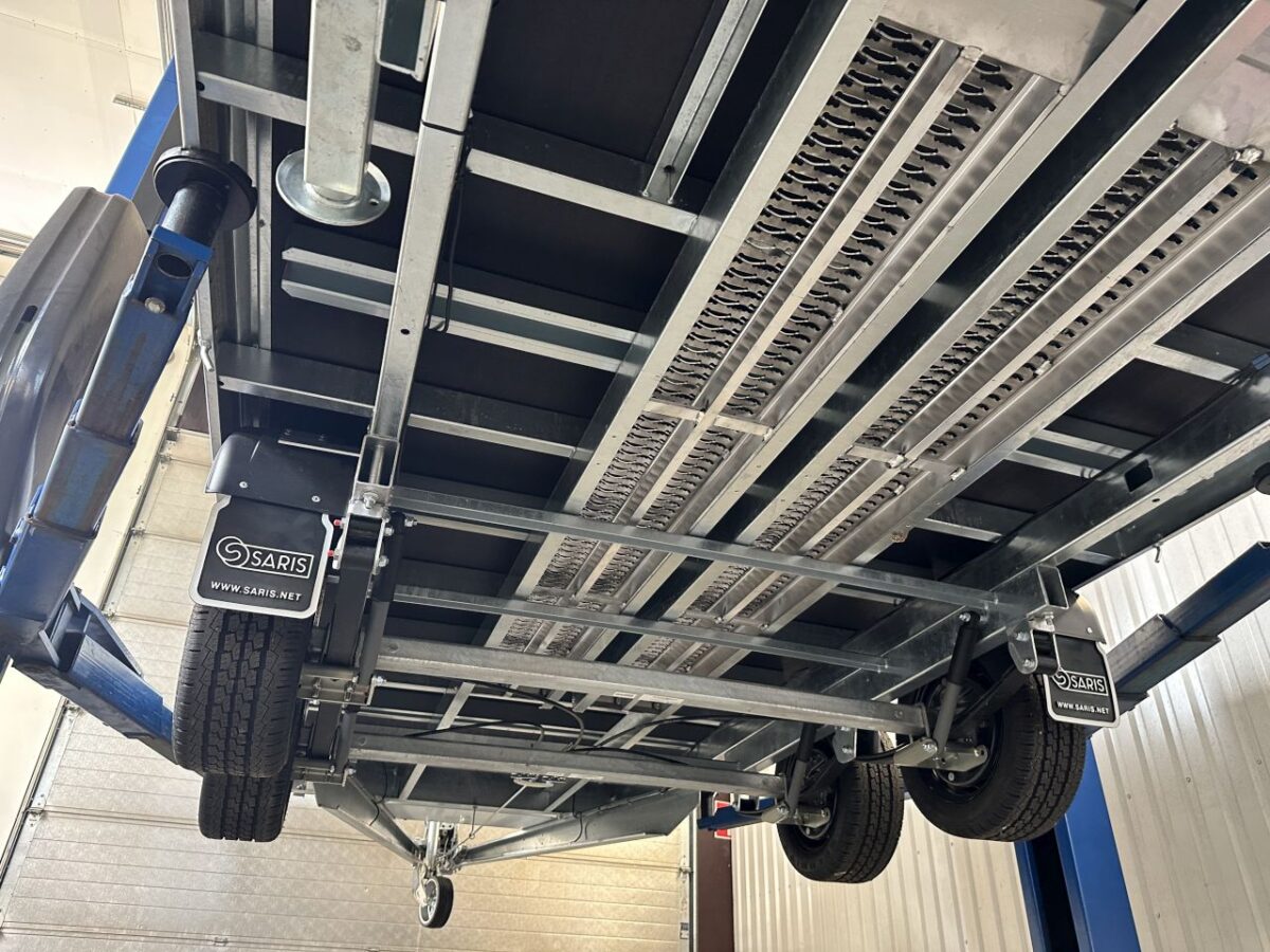 Saris TP 406x204 3500kg HD Lehti-9161