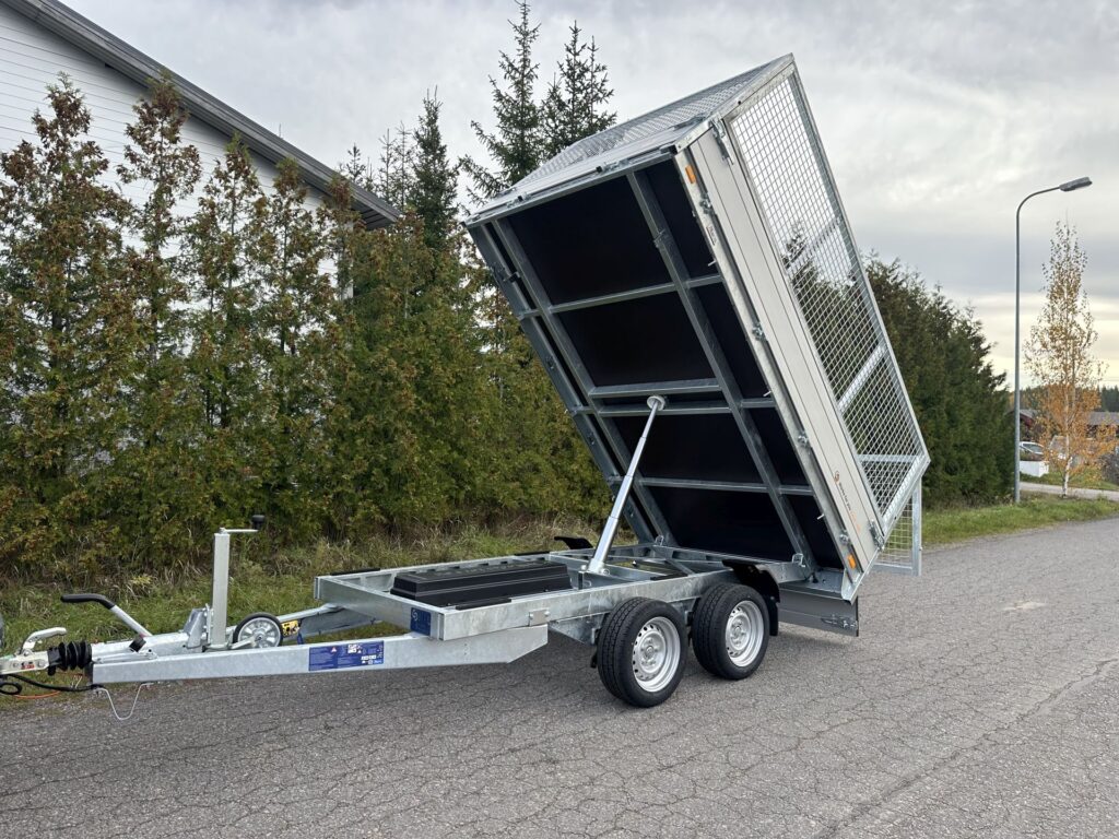 Saris K1 306x184 2700 kg 7m3 kippivaunu
