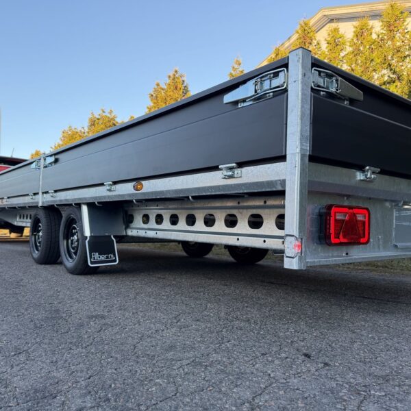 Black Label HENRA mustat laidat