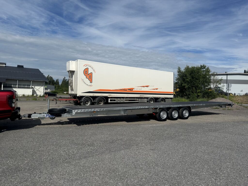 10 metrin perävaunu, isoperäkärry