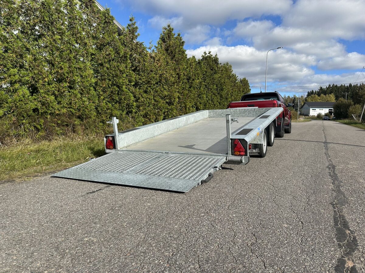 kippaava koneenkuljetusvaunu