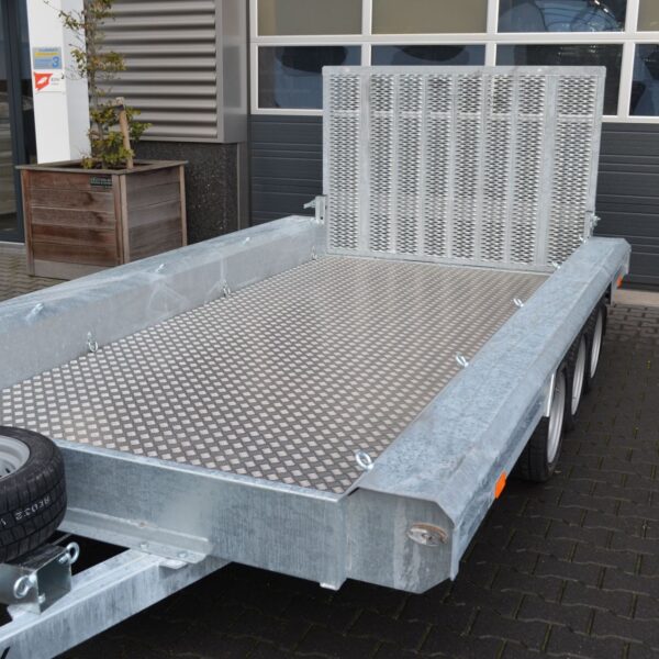 Vlemmix alumiiniturkkilevy pinnoitus pohjaan 480